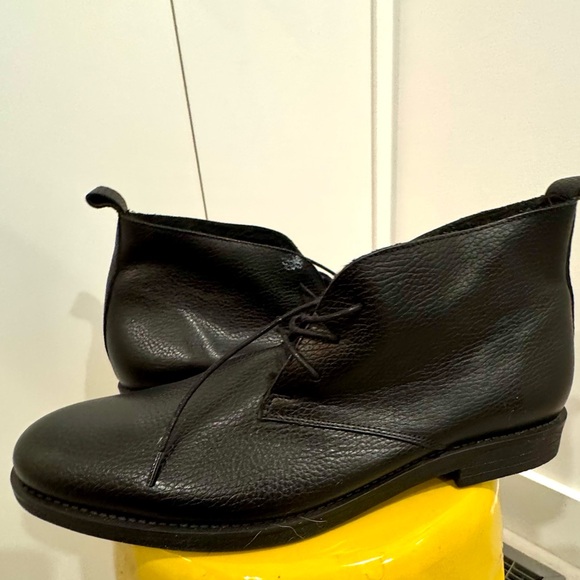 Men’s black  leather ankle bootie lined - Picture 1 of 6